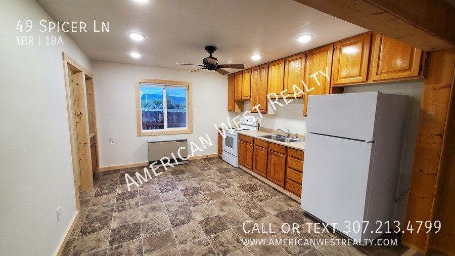 49 Spicer Ln property image