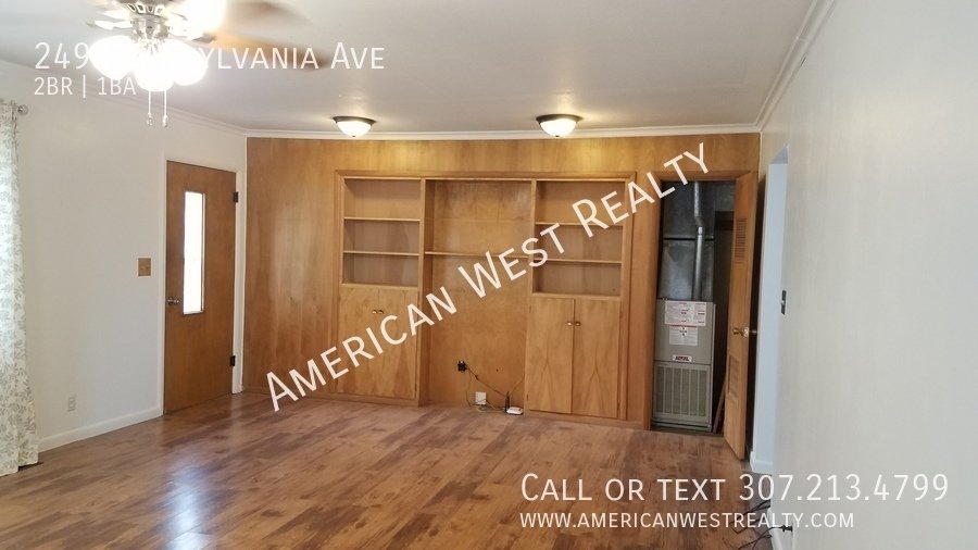 Cute 2 Bedroom house with a garage property image