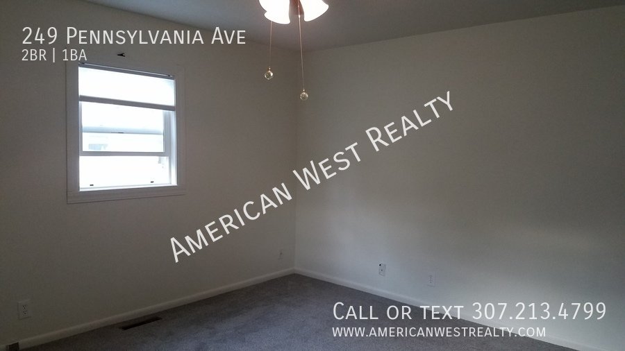 Cute 2 Bedroom house with a garage property image