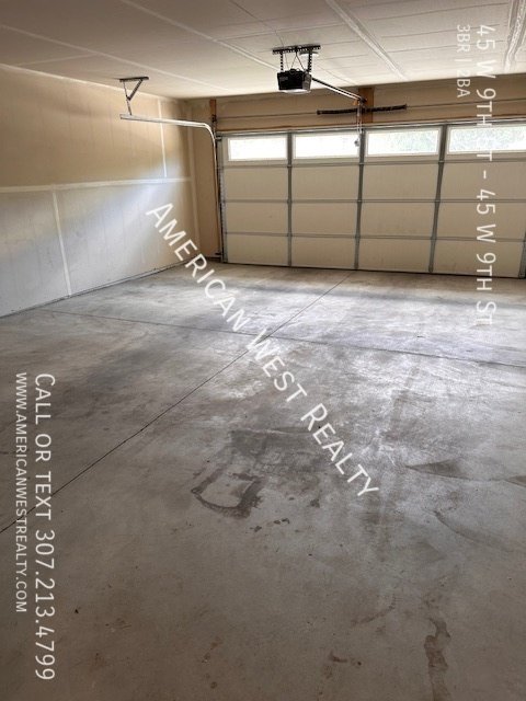 45 W 9th St property image