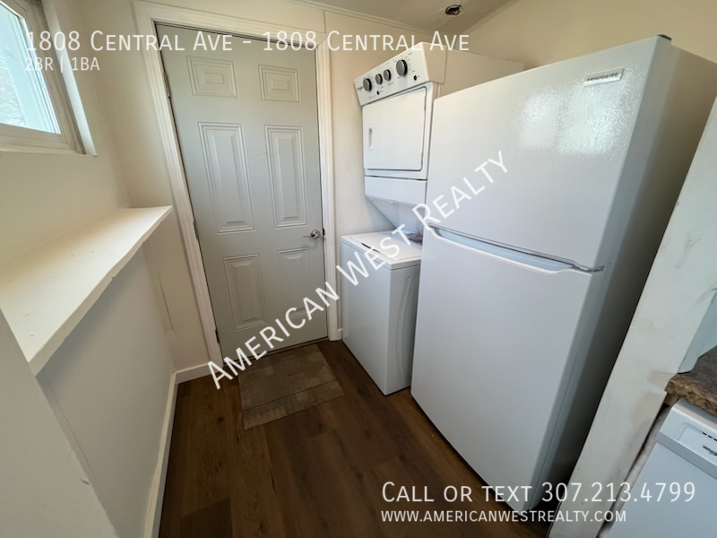 2bed/1bath renovated apartment property image