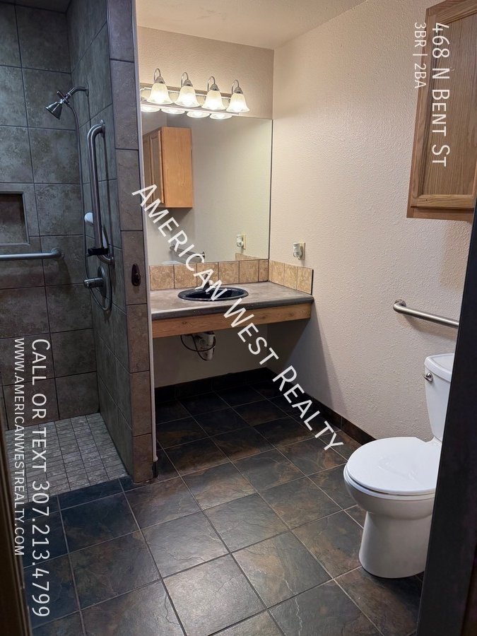 3 bed/2 bath Utilities Included! property image