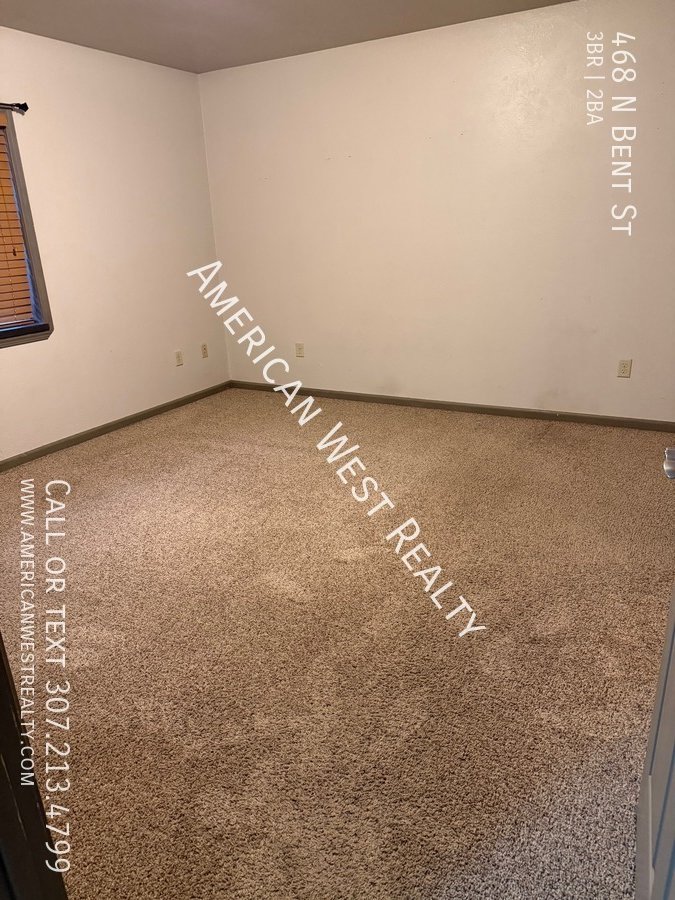 3 bed/2 bath Utilities Included! property image