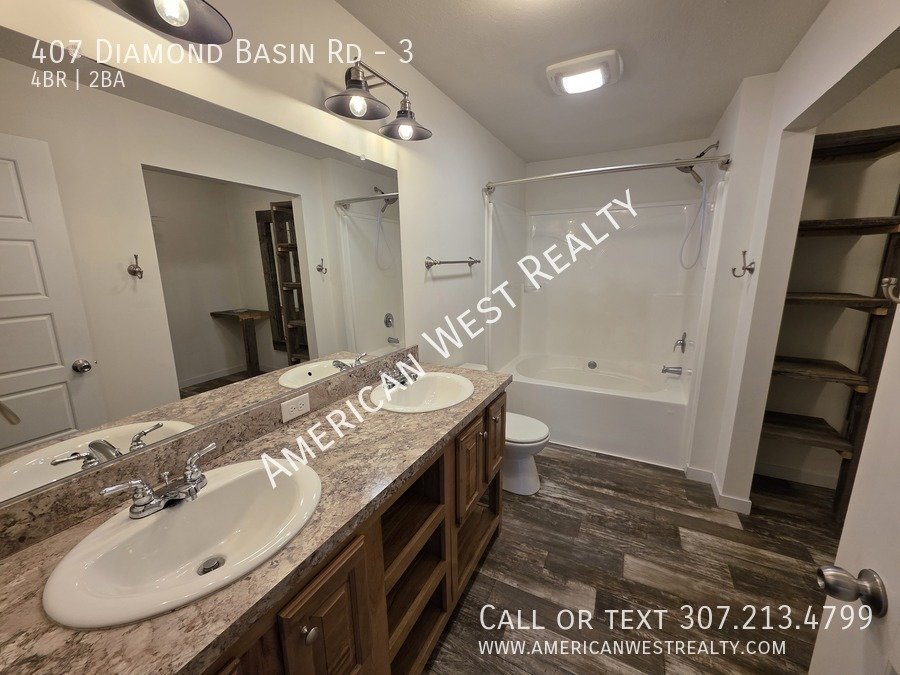 4bed/2bath country home property image