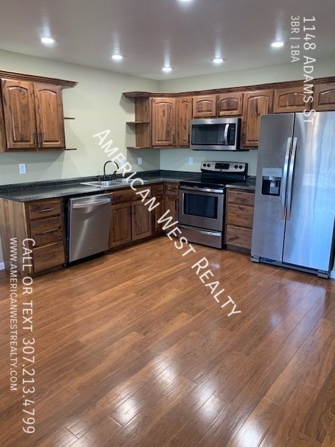 MOVE IN SPECIAL! property image