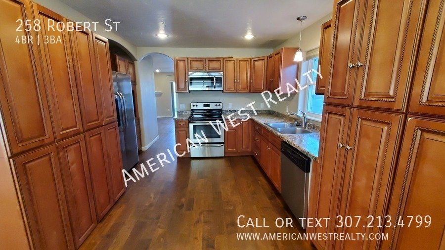 258 Robert St property image