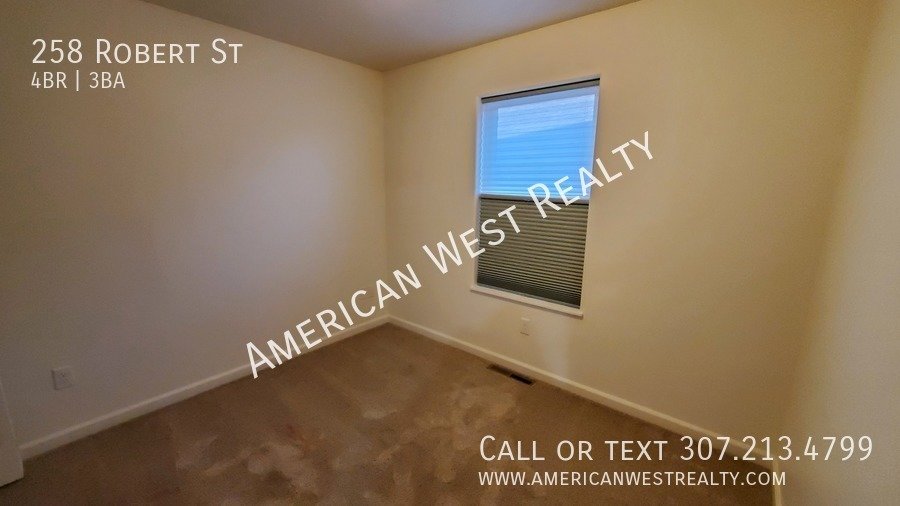 258 Robert St property image