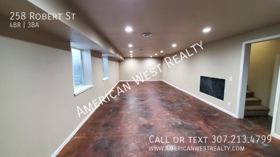 258 Robert St property image