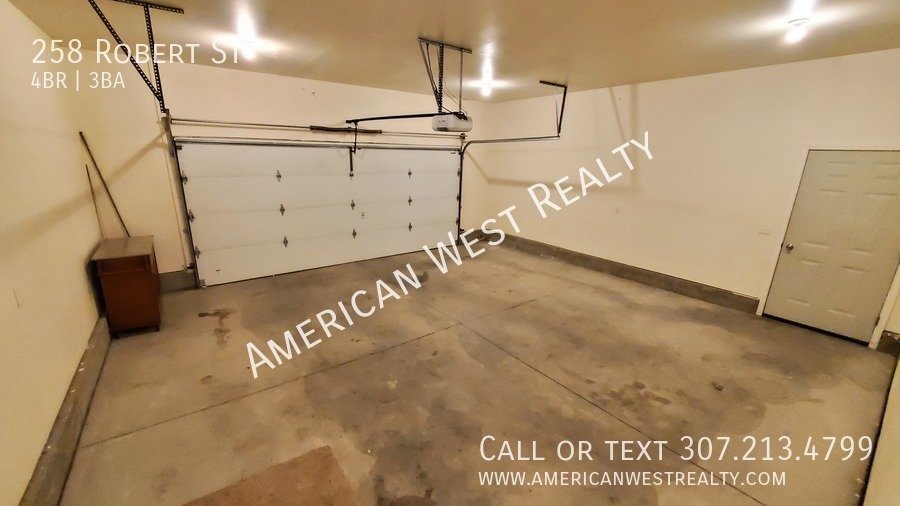 258 Robert St property image