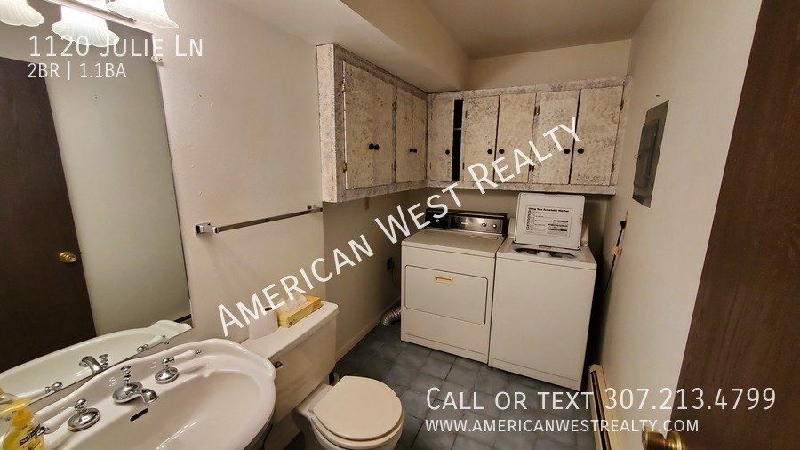 1120 Julie Lane property image