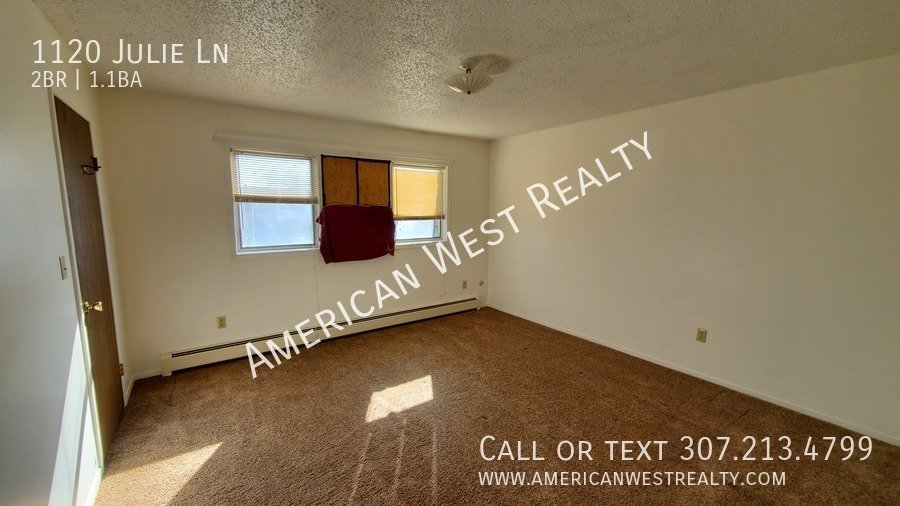 1120 Julie Lane property image