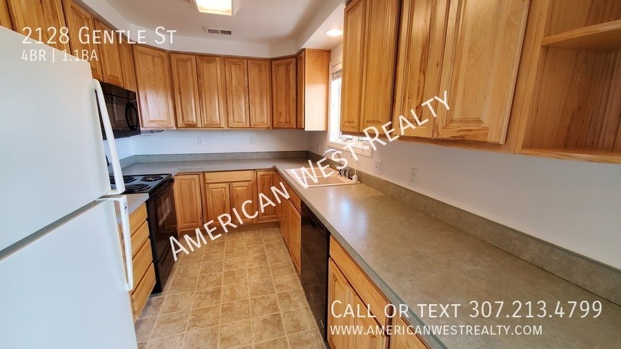 4 Bed, 1.5 Bath House property image