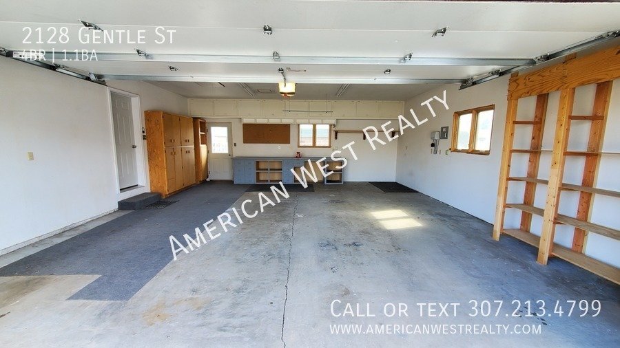 4 Bed, 1.5 Bath House property image