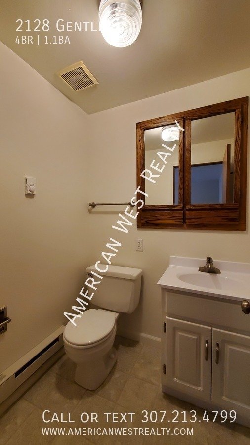 4 Bed, 1.5 Bath House property image