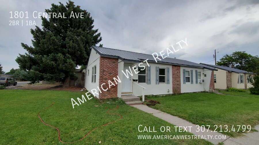 2bed/1bath with washer/dryer property image
