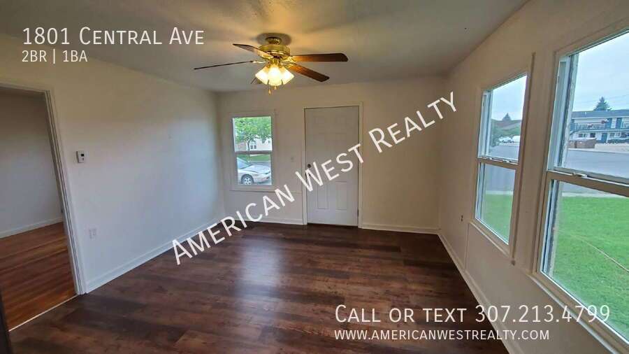 2bed/1bath with washer/dryer property image