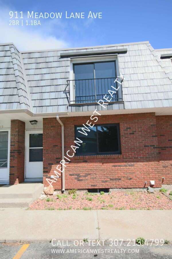 2bed/1.5bath townhome property image