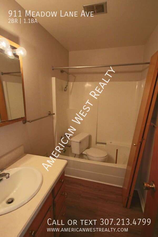 2bed/1.5bath townhome property image