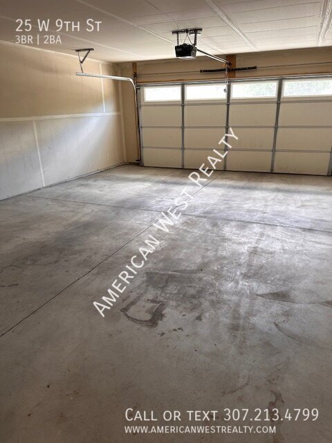 Beautiful 3 bed, 2 bath property image