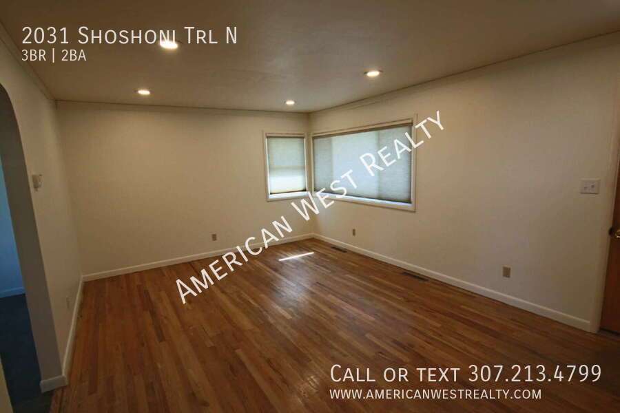 2031 Shoshone Trail North
Beautiful home in established neighborhood property image