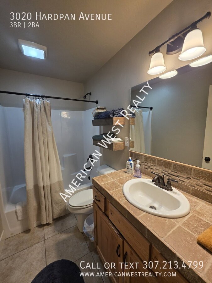 Beautiful 3bed/2bath, single-level property image