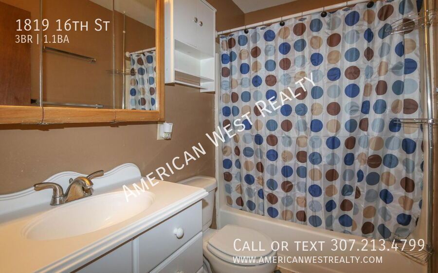 Charming Townhouse close to everything property image