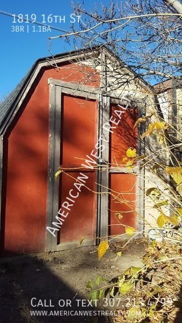 Charming Townhouse close to everything property image