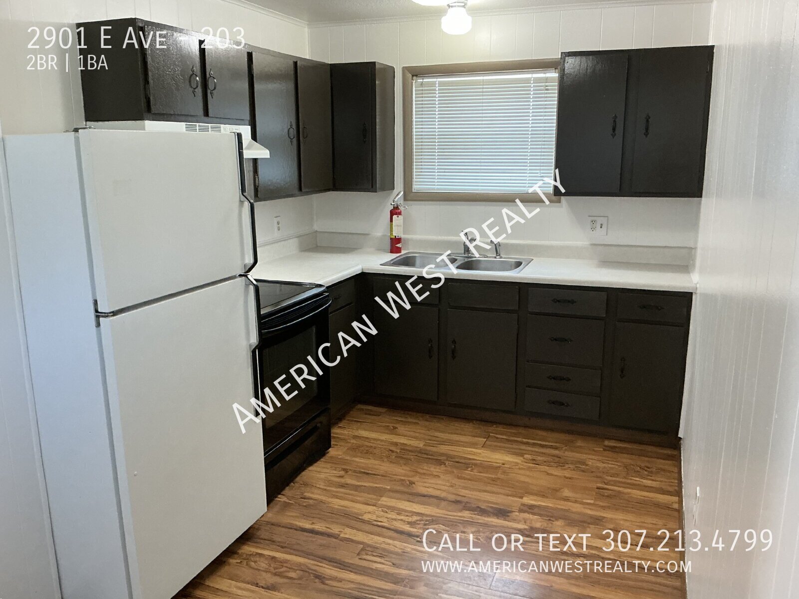 2bed/1bath downstairs unit property image