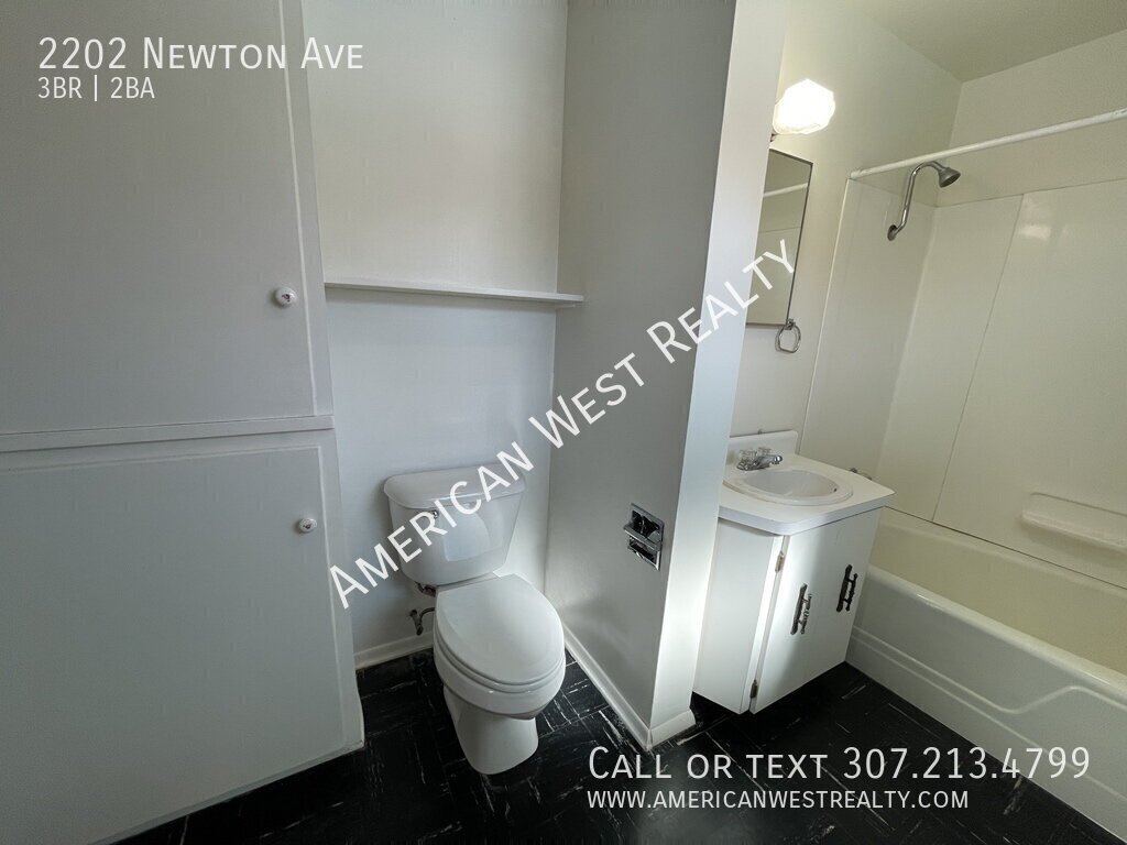 3bed/2bath/2car property image