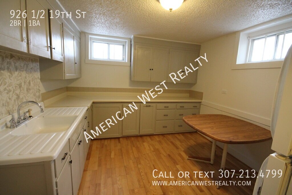 2bed/1bath property image